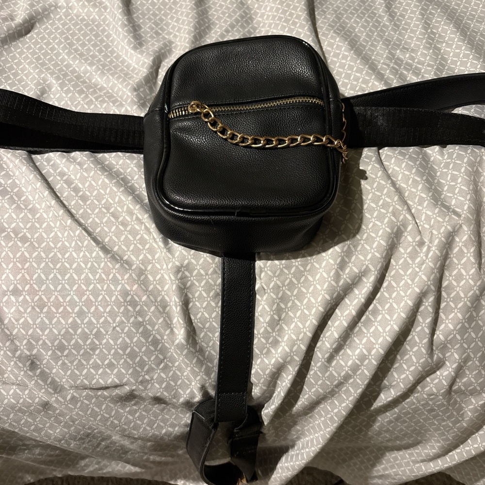 Fashion Nova Black Leather Bag with Gold Zipper